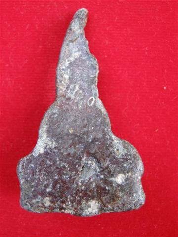 พระท่ากระดานสนิมแดงกรุเก่า กาญจนบุรี