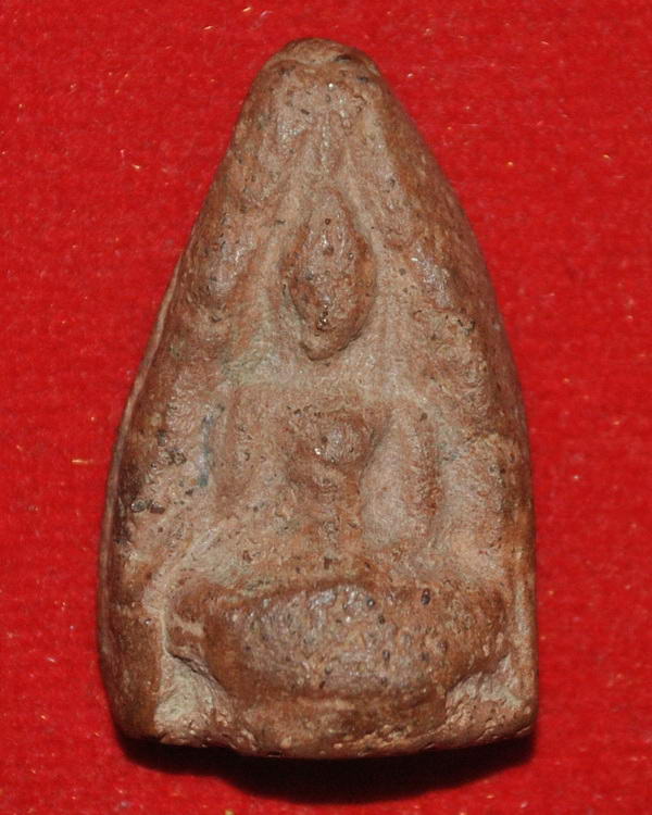 พระอะไรช่วยชี้แนะด้วยครับ