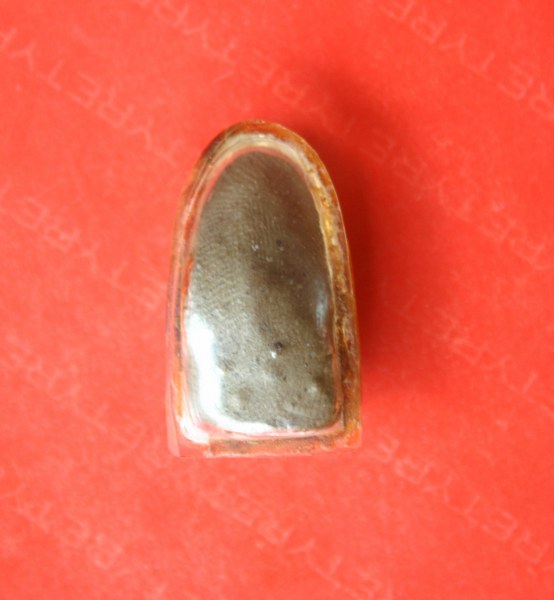 รบกวนช่วยดูพระรอดให้หน่อยครับ