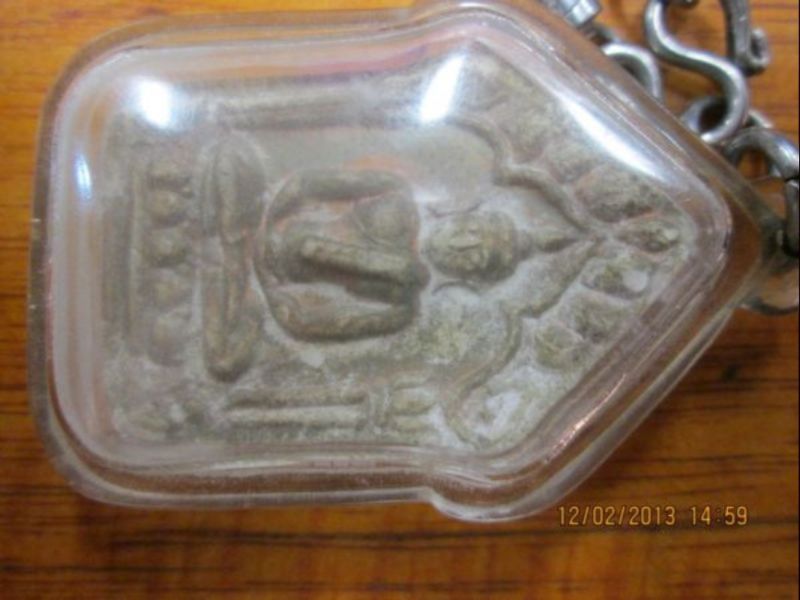 รบกวนท่านที่มีความรู้ช่วยดูให้ที่ครับพระขุนแผนผงพรายกุมารพิมพ์ใหญ่