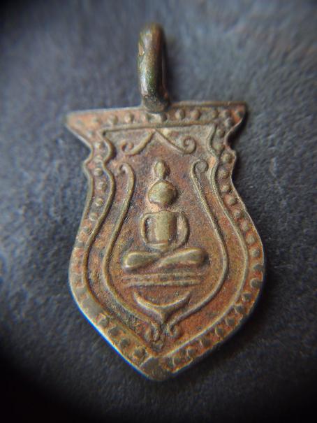 นี่คือพระอะไรครับ