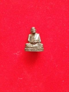 รูปหล่อหลวงปู่แหวน รุ่น สร้างมณฑป ปี พ.ศ. 2526