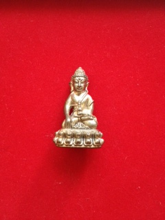 พระกริ่งกัลยา ณ ธัมโม เนื้อนวะ ก้นเงิน หลวงปู่แตงอ่อน หมายเลข284