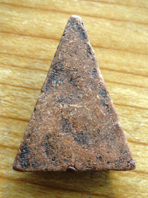 +++ พระนางพญาเข่าตรง ขอคำชี้แนะด้วยครับผม+++