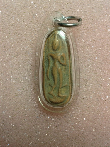 พระลีลาเม็ดขนุนครับ