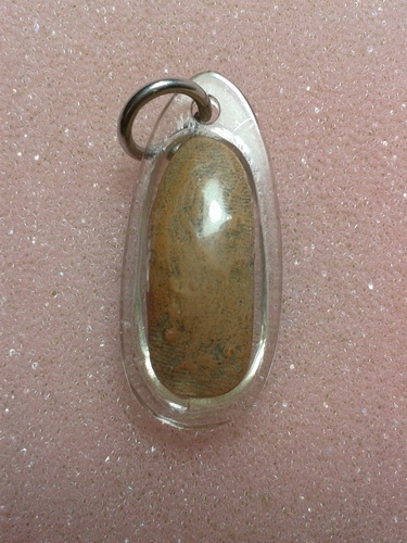 พระลีลาเม็ดขนุนครับ