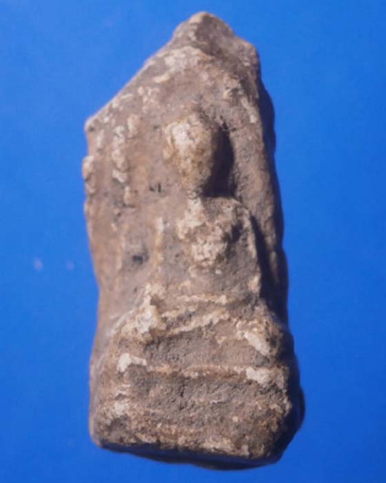 เหมือนพระพิมพ์พระรอด