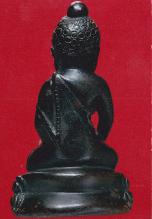 รบกวนช่วยพิจารณาพระกริ่งว่าผ่านไม่ครับ