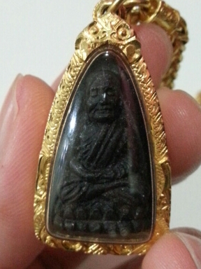 หลวงปู่ทวดเนื้อว่าน พิมพ์กลาง ปี24 ติดที่4 ศาลปกครอง