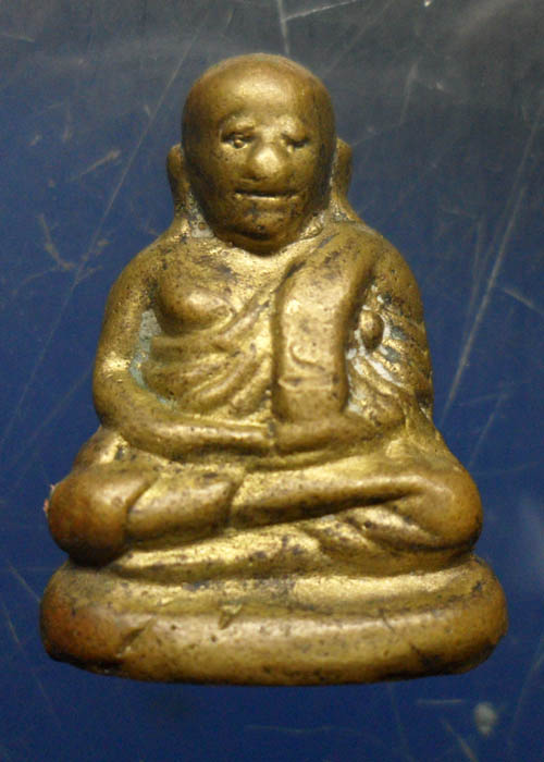 รูปหล่อหลวงพ่อเงิน วัดบางคลาน ผ่านมั้ยคับ