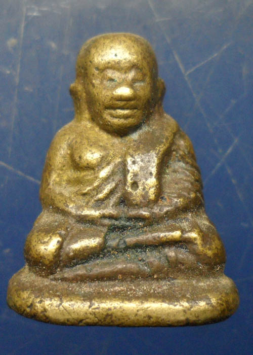 รูปหล่อหลวงพ่อเงิน วัดบางคลาน ผ่านมั้ยคับ