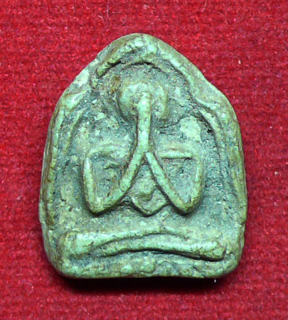 พระปิดตาท้ายตลาด