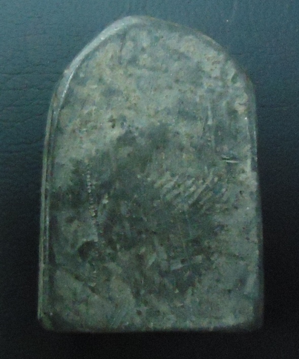 พระซุ้มกอพิมพ์ใหญ่ไม่มีกนก มีเค้าบ้างไหมคับ  ขอบคุณครับ