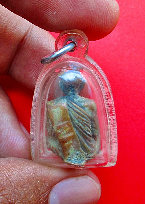 สอบถามพระหล่อครับ