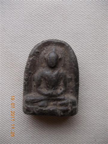 พระซุ้มกอพิมพ์ใหญ่ (ซุ้มกอดำ) ไม่มีกนก กรุวัดพระแก้ว