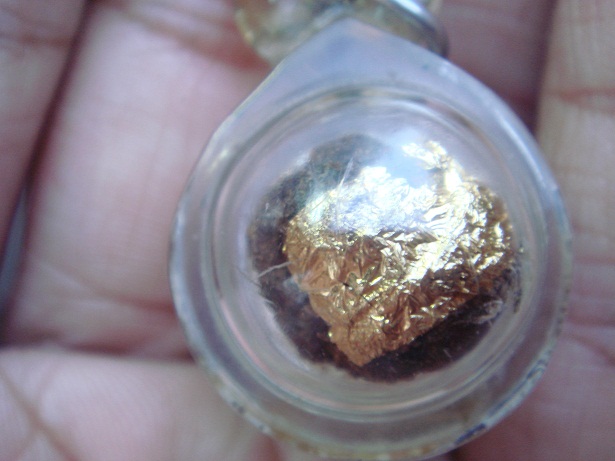 ไม่ทราบว่า เป็นพระอาจารย์ท่านใด หรอครับ