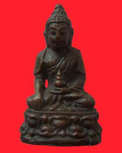 พระกริ่งแท้ไหมครับเป็นของหลวงพ่ออะไรครับผมขอขอบคุณล่วงหน้าครับ