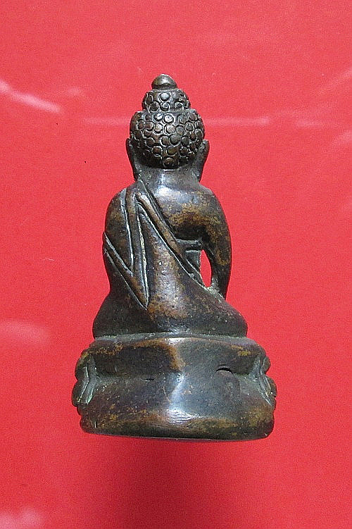 สอบถามพระกริ่งอุดข้างครับ