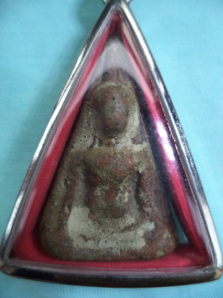 นางพญา กรุเก่า (องค์ที่ 2)  ติชมได้ครับ