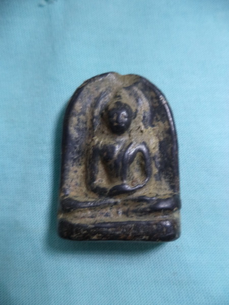 กำแพง  ซุ้มกอดำ  ติชมได้ครับ