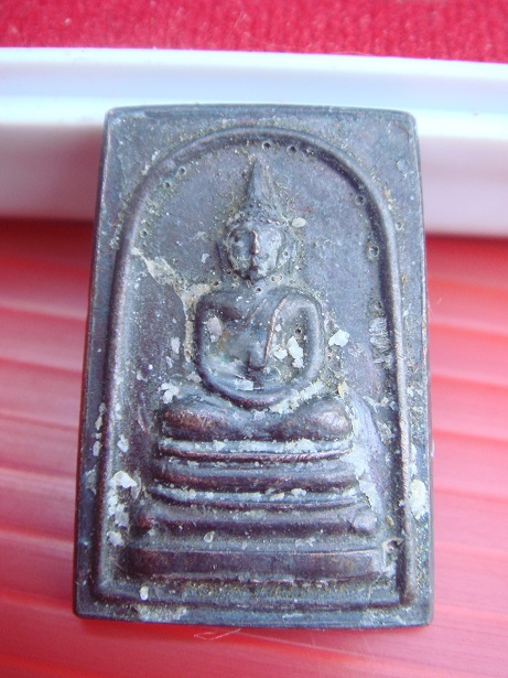 ไม่ทราบว่า เป็น พระ ของที่ไหนหรอครับ รบกวนครับพี่