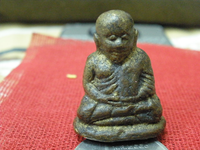 หลวงพ่อเงิน ปี อะไรครับ ใครเป็นคนสร้าง