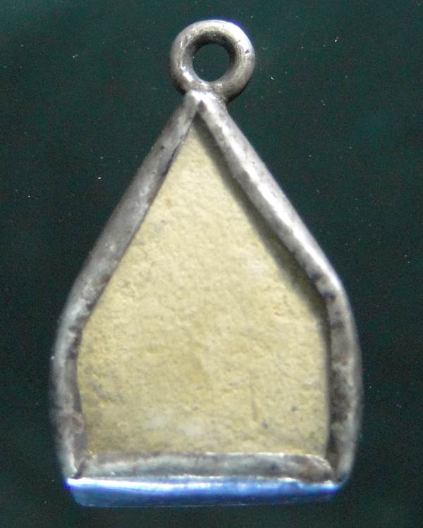 รูปเหมือนเนื้อผงน้ำมัน