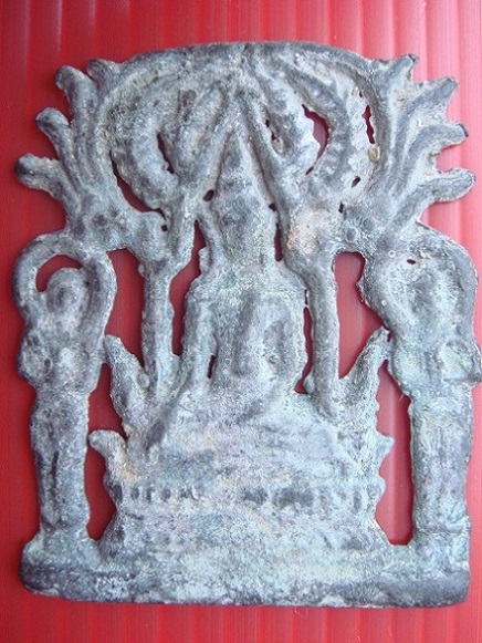 รบกวนพี่พี่ ช่วยดูพระกรุ ว่าแท้ไหมครับ