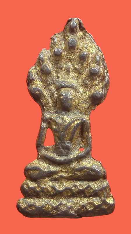 พระเนื้อชินนาคปรกไม่ทราบกรุครับ