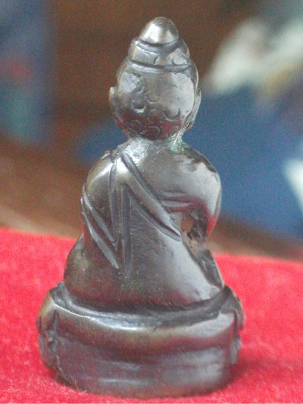 ขอสอบถามพระ ชัยวัฒน์ ครับขอพี่ๆทุกๆท่านและสายตรงช่วยผมด้วยครับ