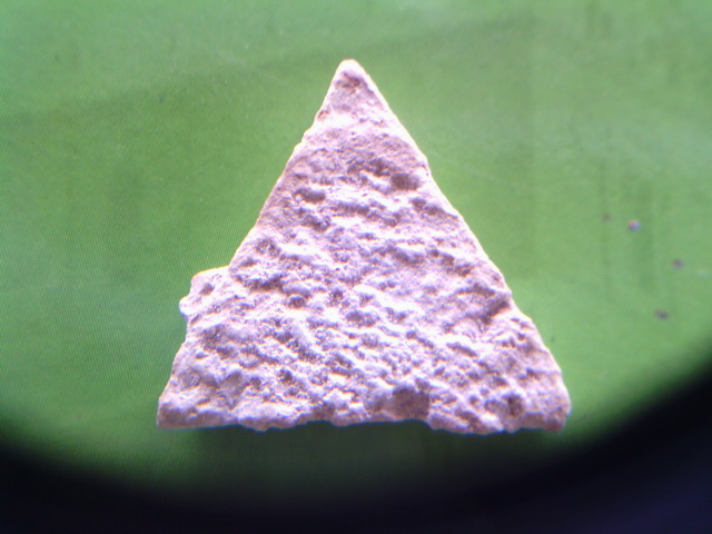 บางขุนพรหมกรุเจดีย์เล็กพิมพ์สามเหลี่ยมแข้งหมอน