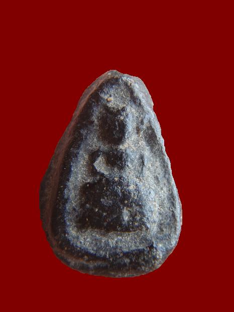 หลวงปู่ศุข วัดปากคลองมะขามเฒ่า เนื้อผงคลุกรัก