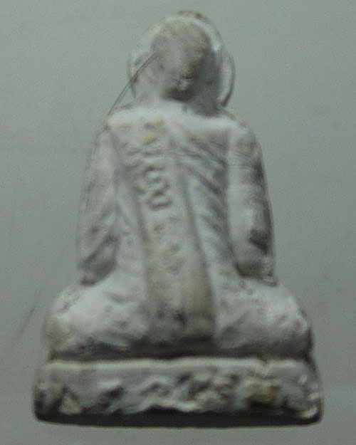 รูปเหมือนเนื้อผงล.ป.คำพัน