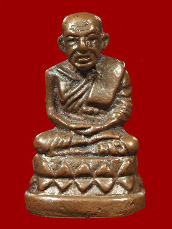 รูปหล่อหลวงปู่ทวด รุ่นก้นลายเซ็นต์ ปี 08 