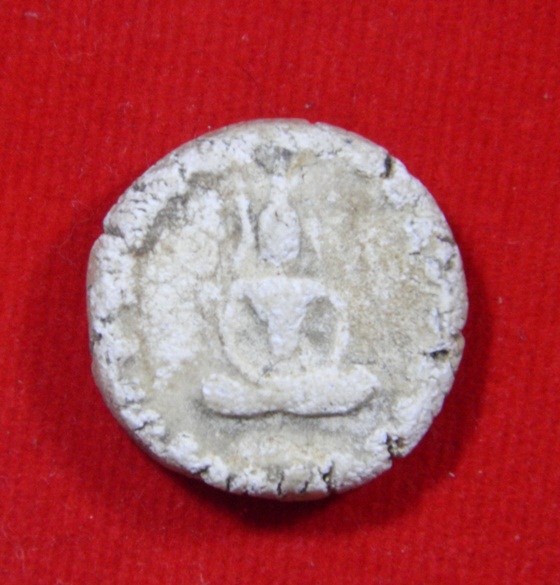 ช่วยดู พระวัดประสาทฯพิมพ์จันทร์ลอย ปี 06 แท้หรือไม่