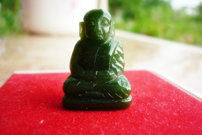 หลวงพ่อเงินหยก วัดทรงธรรมครับ