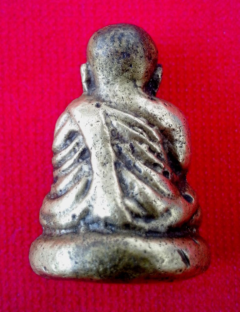 รบกวนช่วยดูพระให้หน่อยครับ