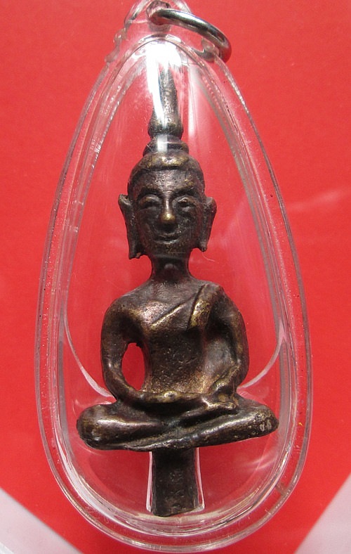 สอบถามพระยอดธงครับ