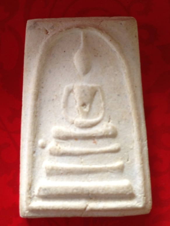 รบกวน สมเด็จวัดระฆัง 100 ปี พิมพิ์อะไรครับ ถึงวัดหรือเปล่า