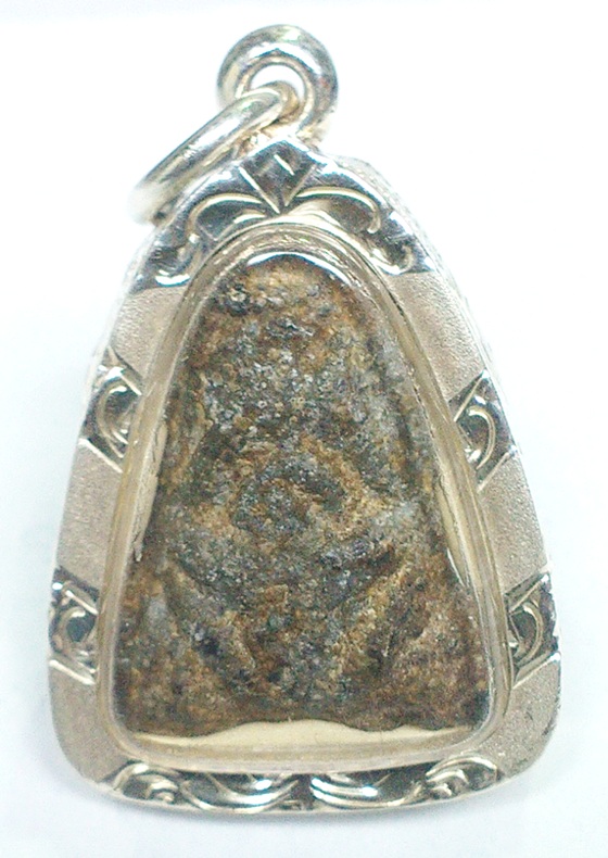 ขอรบกวนดูพระปิดตาองค์นี้ให้หน่อยครับ