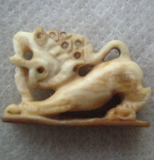 รบกวนท่านที่มีความรู้ด้านงาแกะชี้แนะด้วยครับ