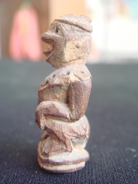 รบกวนพี่พี่ช่วยดู หนุมาน ไม้แกะ  แท้ไหมครับ 