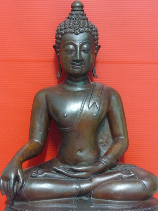 ต้องการขาย พระเชียงแสนย้อนยุคหนัาตัก 9 นิ้ว