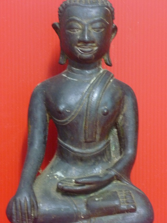 ต้องการขาย พระบูชา อู่ทอง หน้าตัก 4 นิ้ว 