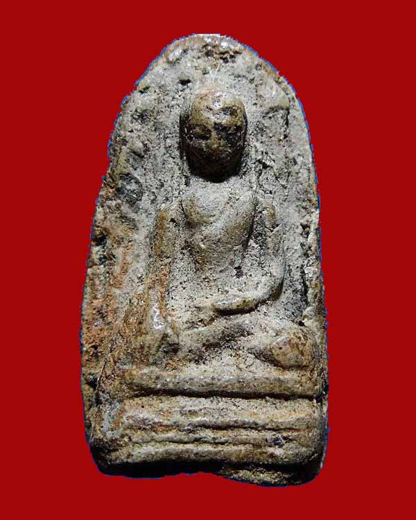 รบกวนสอบถามครับเป็นพระรอดวัดไหนสร้างครับ