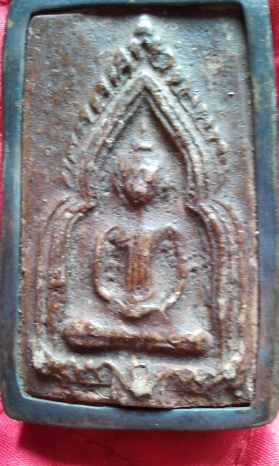 พี่ๆครับช่วยที่ครับพระอะไรครับ(ขอความรู้ครับ ขอบคุณมากๆครับ)