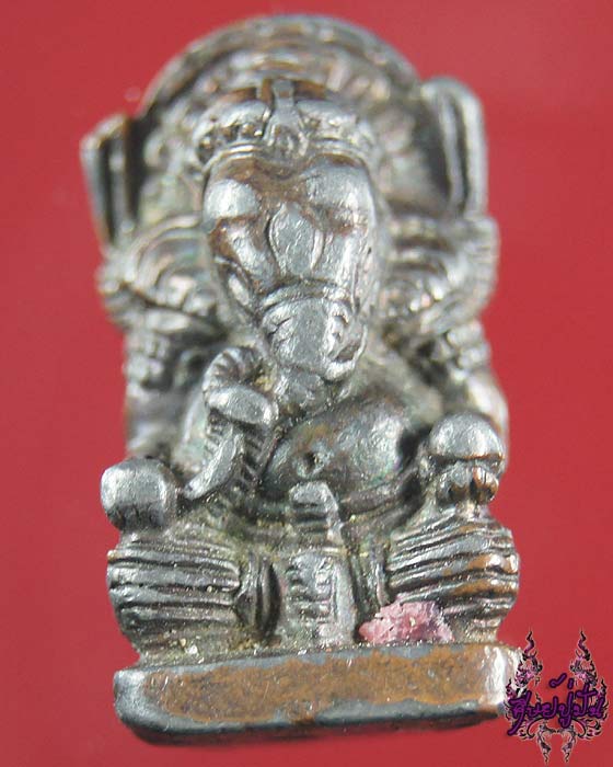 รบกวนดูพระพิฆเนศ พอทราบประวัติไหมองค์นี้ไหมครับครับ