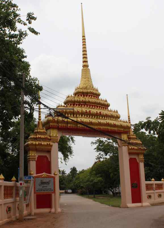 ข่างเปิดจอง  หลวง พ่อสำราญ วัดหงค์สวนหมาก   อีกหนึ่งพระเกจิ เมืองย่าโม ที่ชาวโคราช เคารพนับถือ.. 