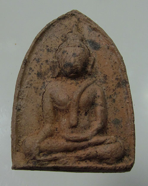 พระเนื้อดิน