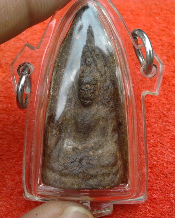 รบกวนสอบถามพระพุทธชินราช เนื้อว่าน 